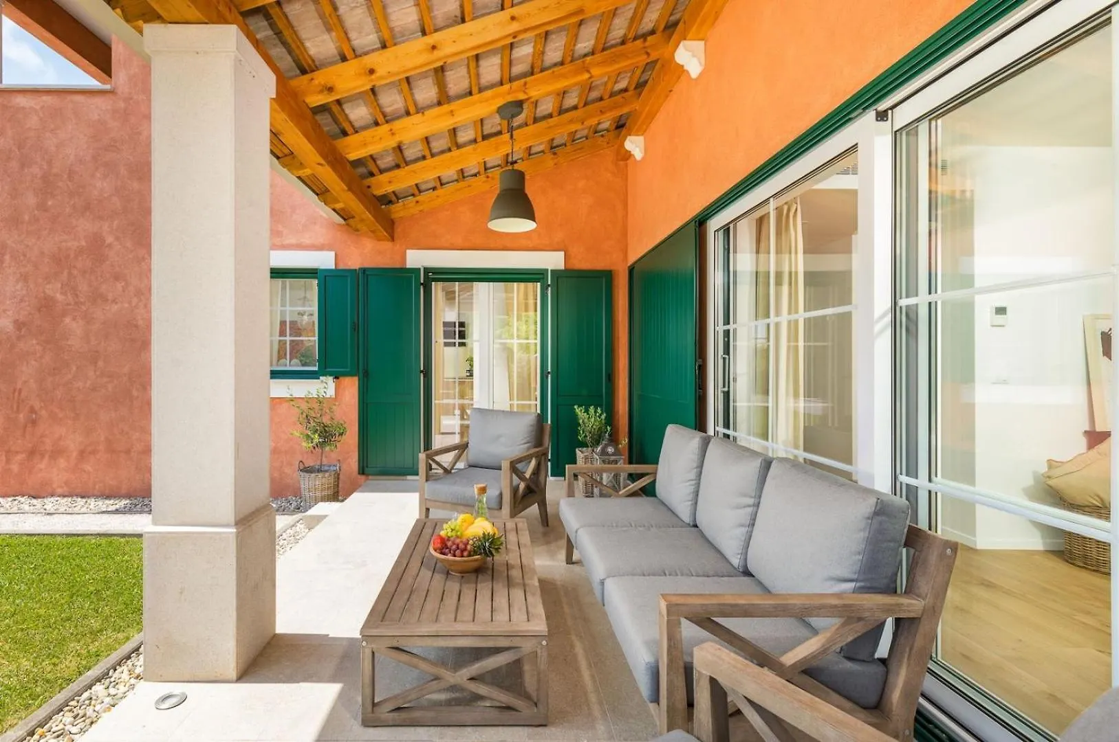 Villa Village Tinjan